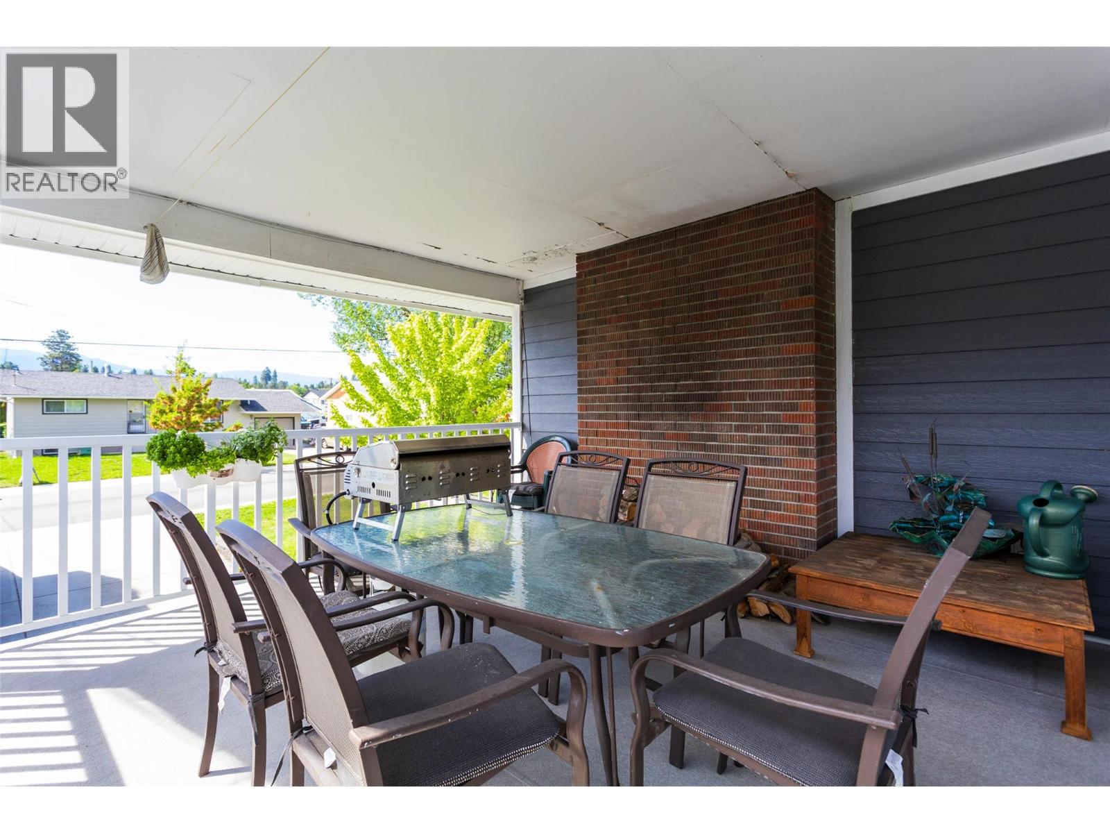  320 Husch Road, Kelowna