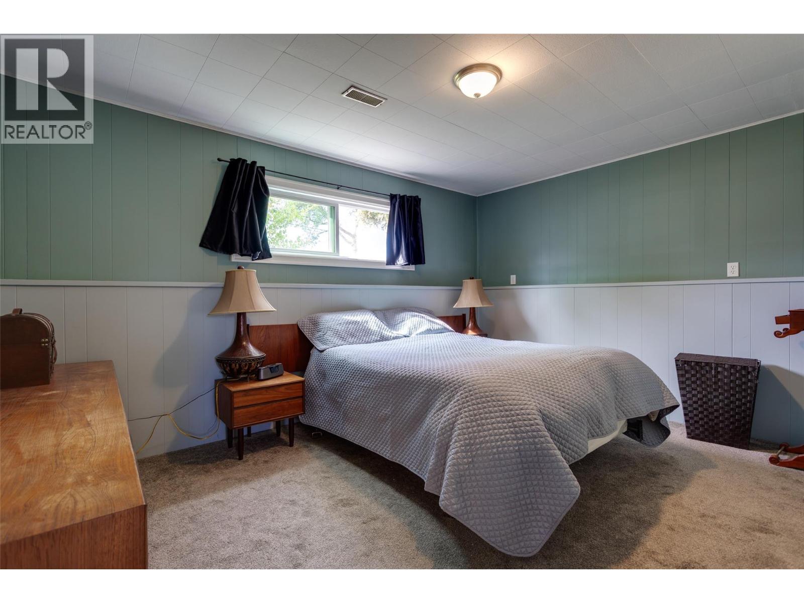  320 Husch Road, Kelowna