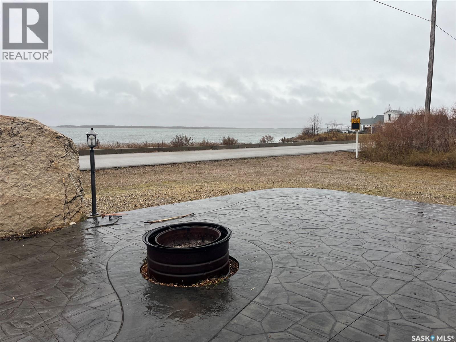 30 LAKESHORE DRIVE - 4