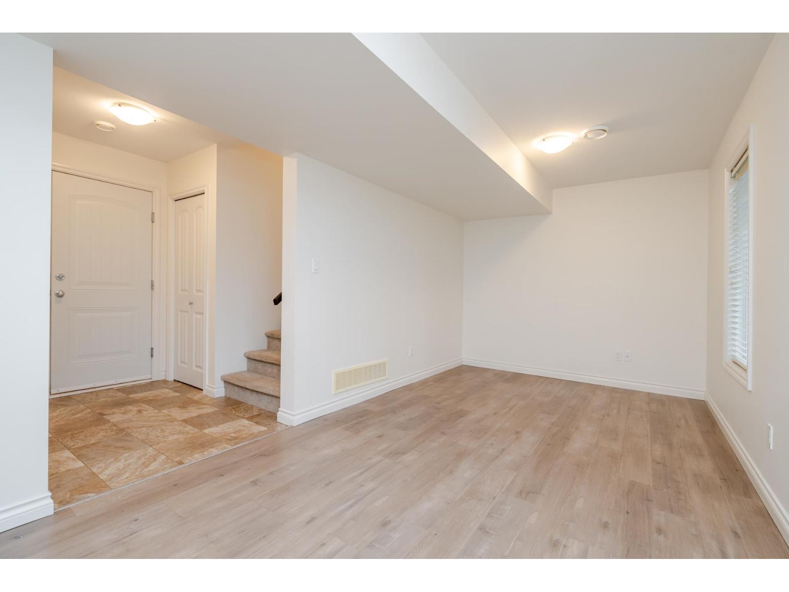 14 1609 AGASSIZ-ROSEDALE NO 9 HIGHWAY, Agassiz, Agassiz