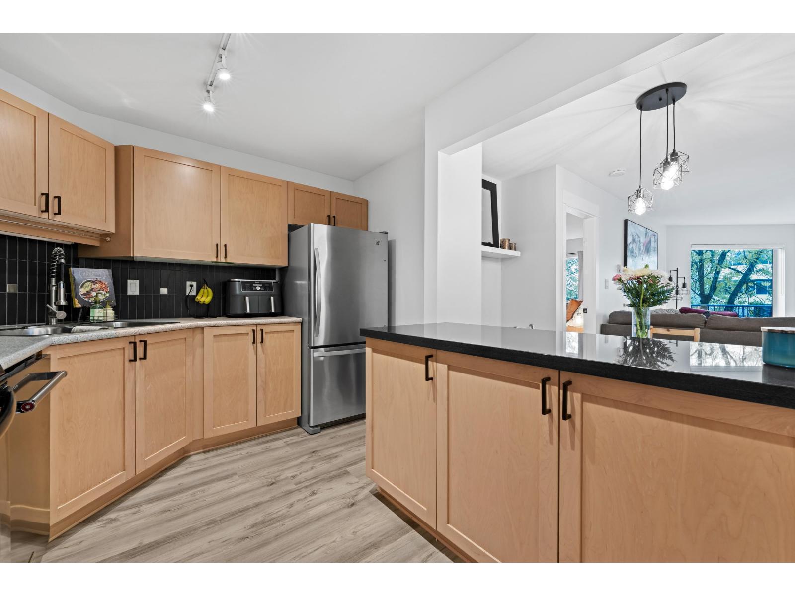 106 32725 GEORGE FERGUSON WAY, Abbotsford