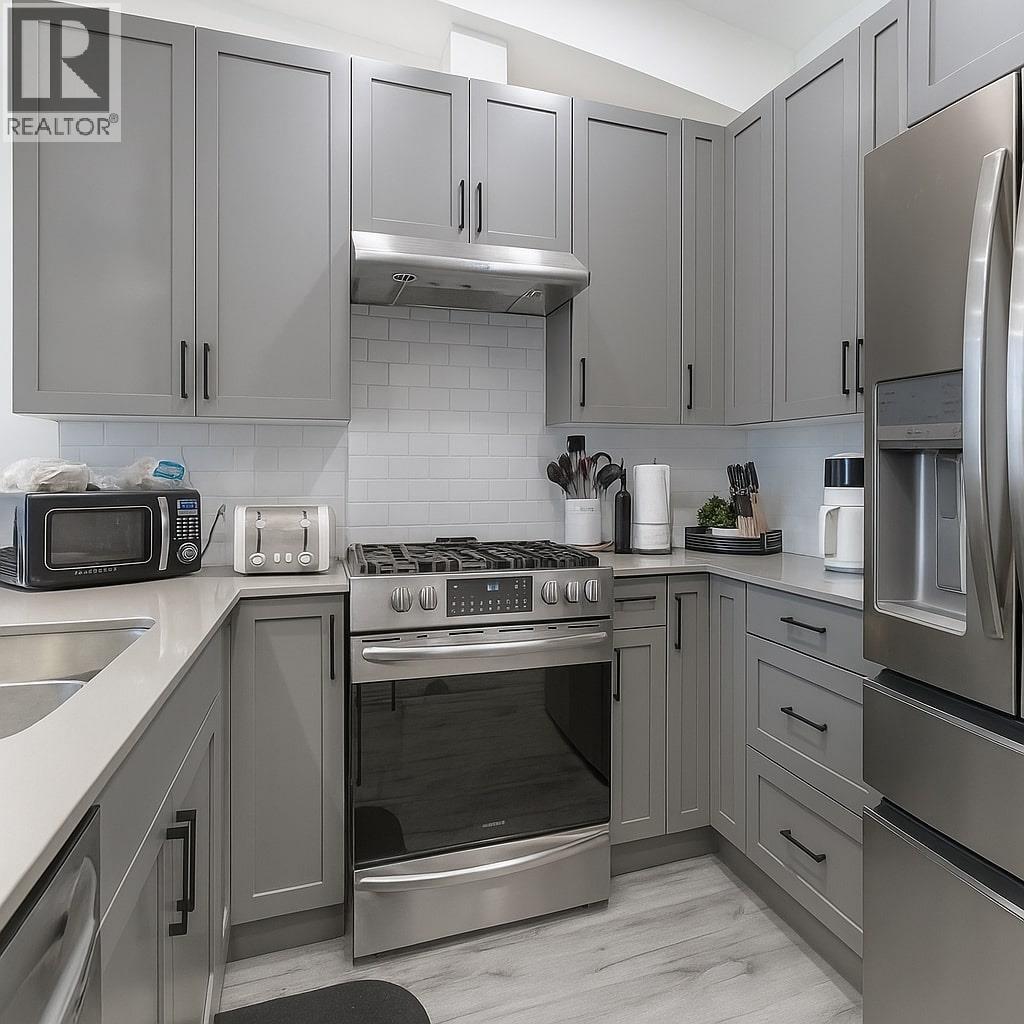 651 DUNES Drive Unit# 405, Kamloops