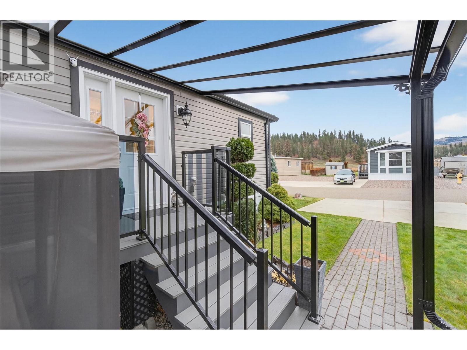 44 12560 Westside Road, Vernon