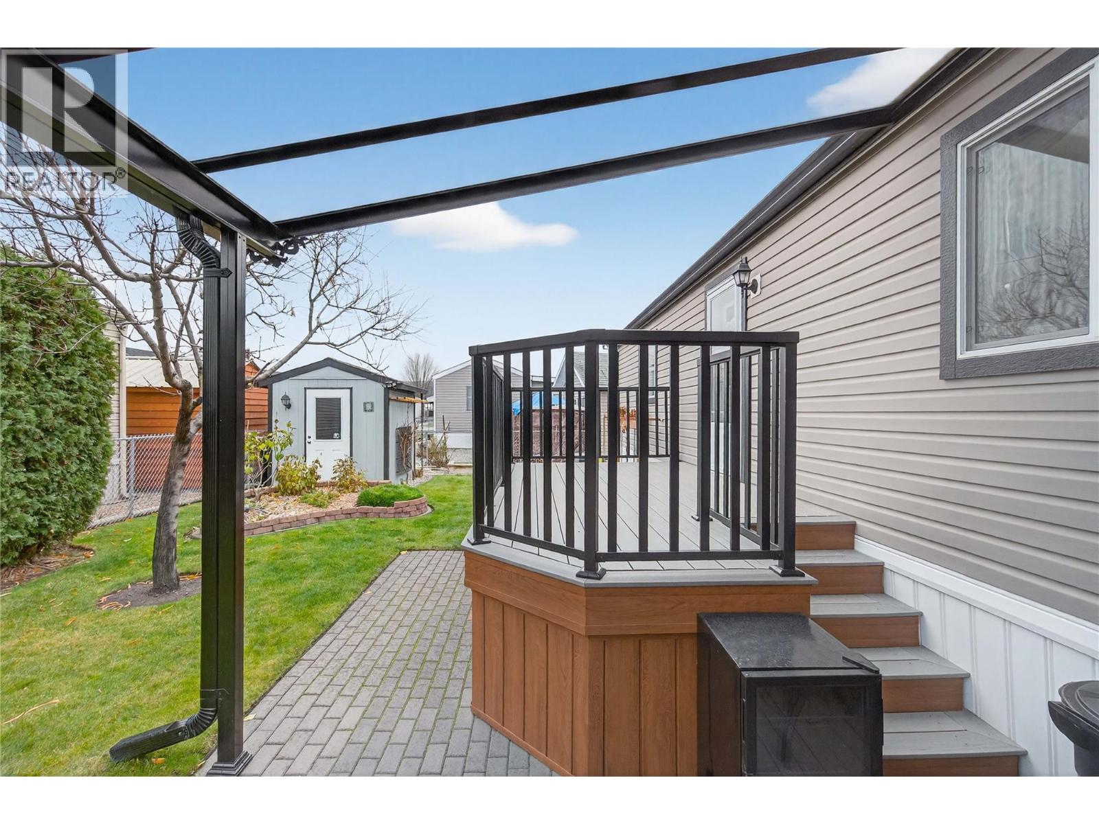 44 12560 Westside Road, Vernon