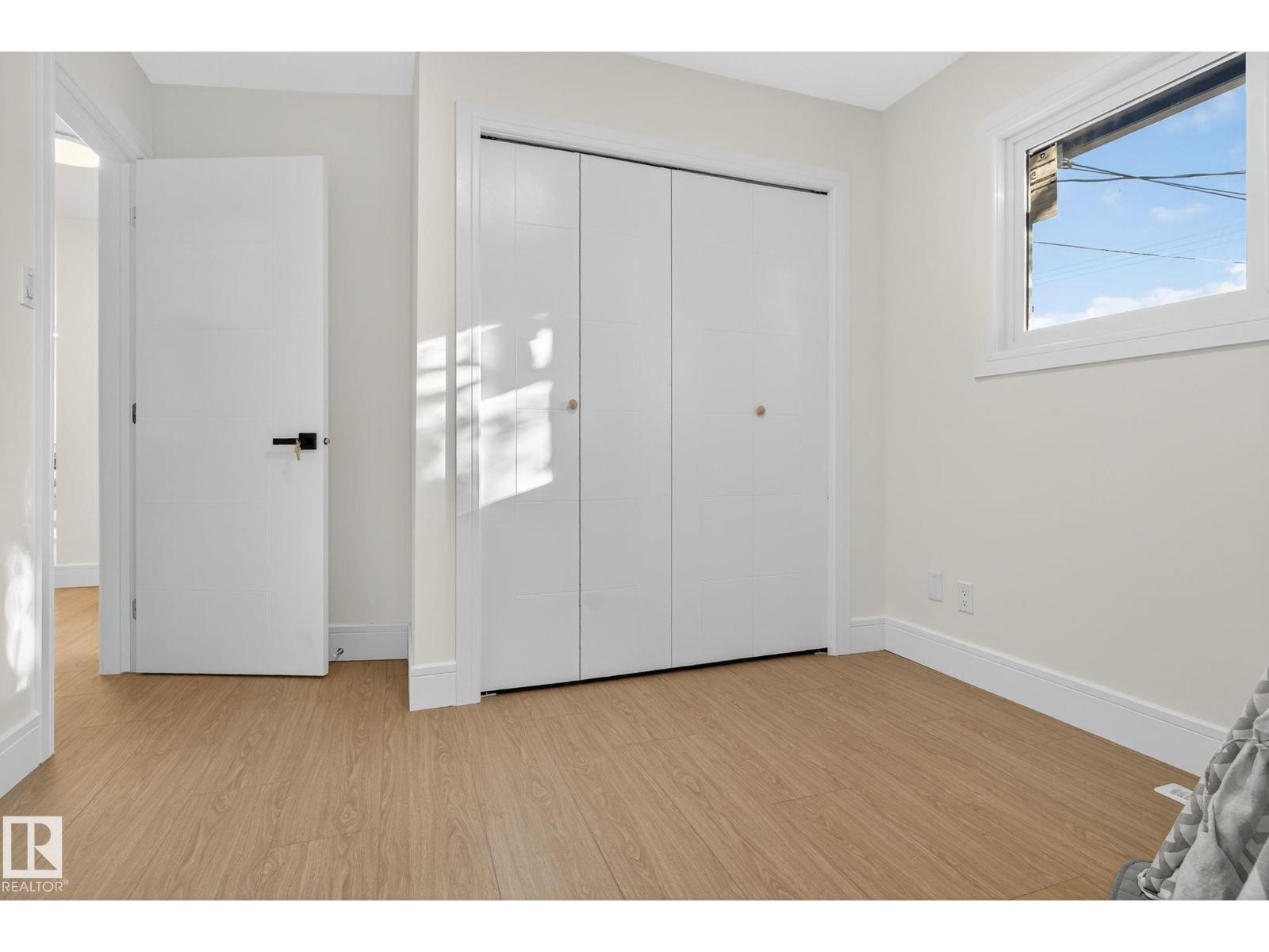 11155 37 AV NW, Edmonton