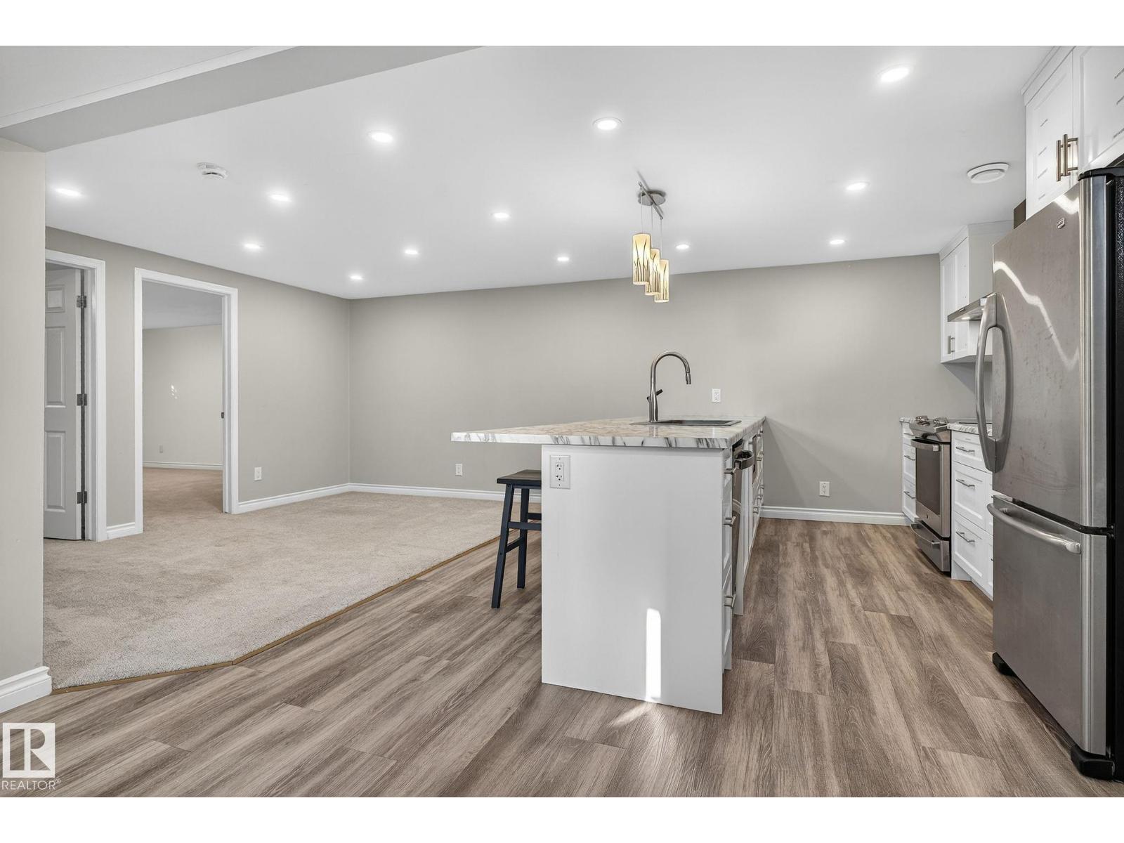 11155 37 AV NW, Edmonton