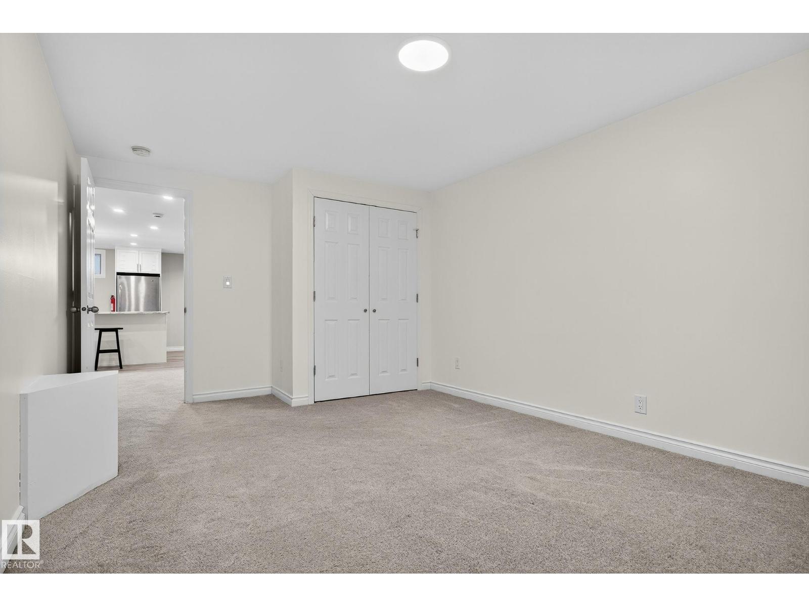 11155 37 AV NW, Edmonton