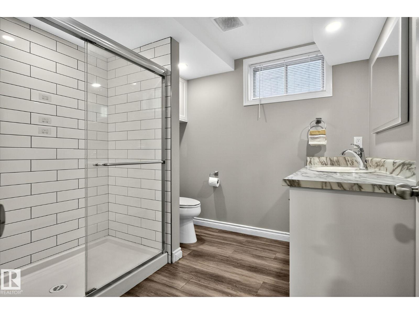 11155 37 AV NW, Edmonton