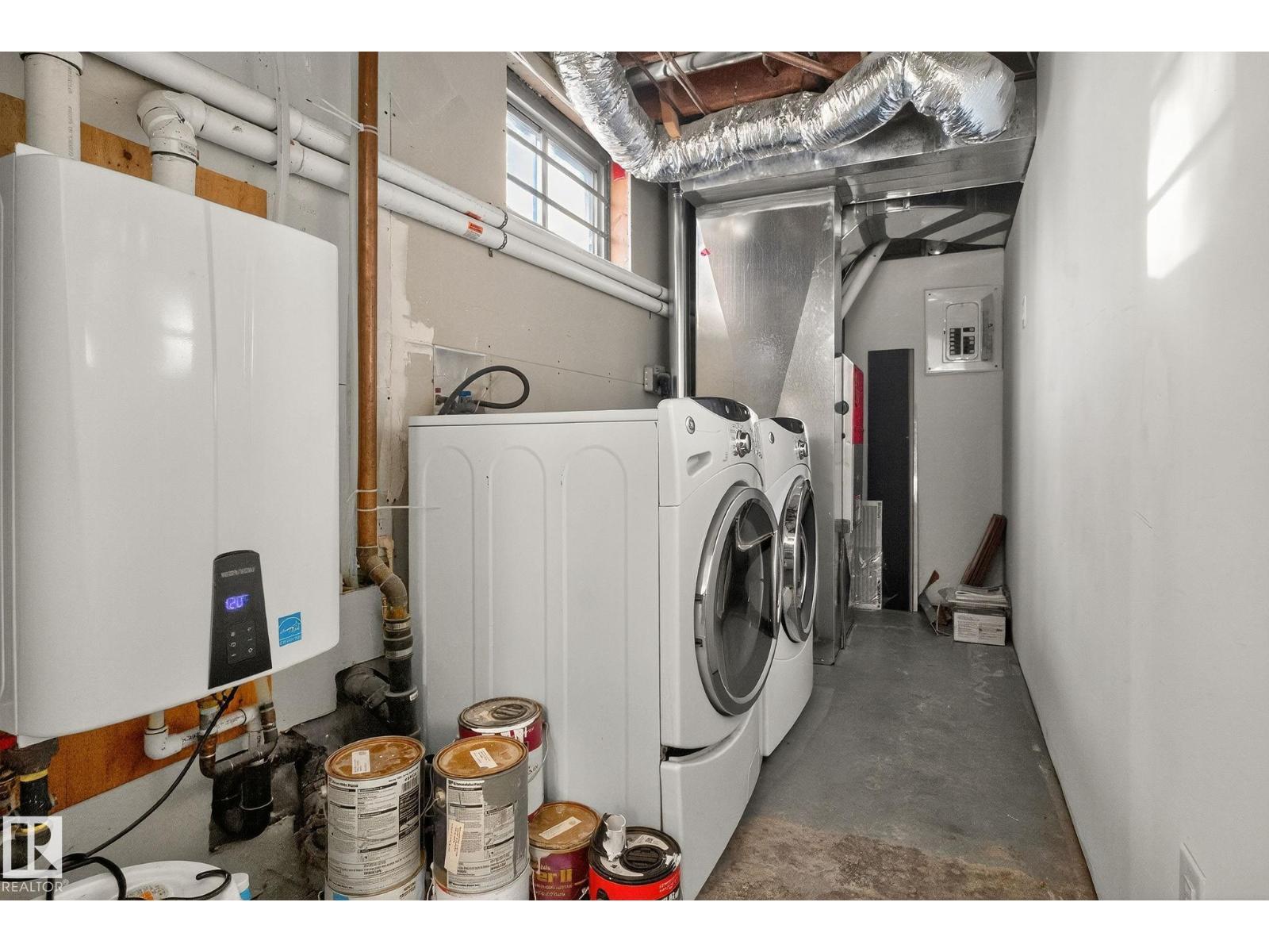 11155 37 AV NW, Edmonton