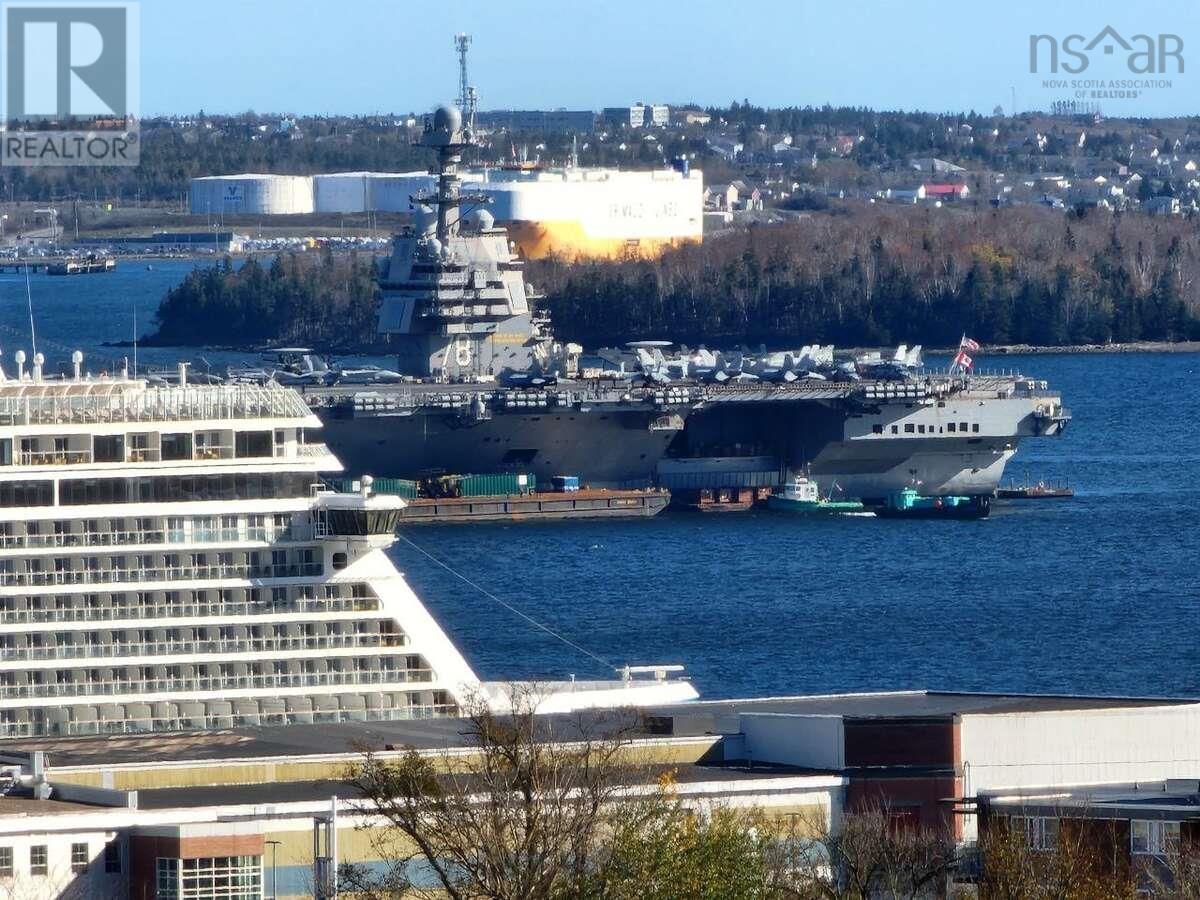 Property 27 of 47 of 1207 1445 South Park Street