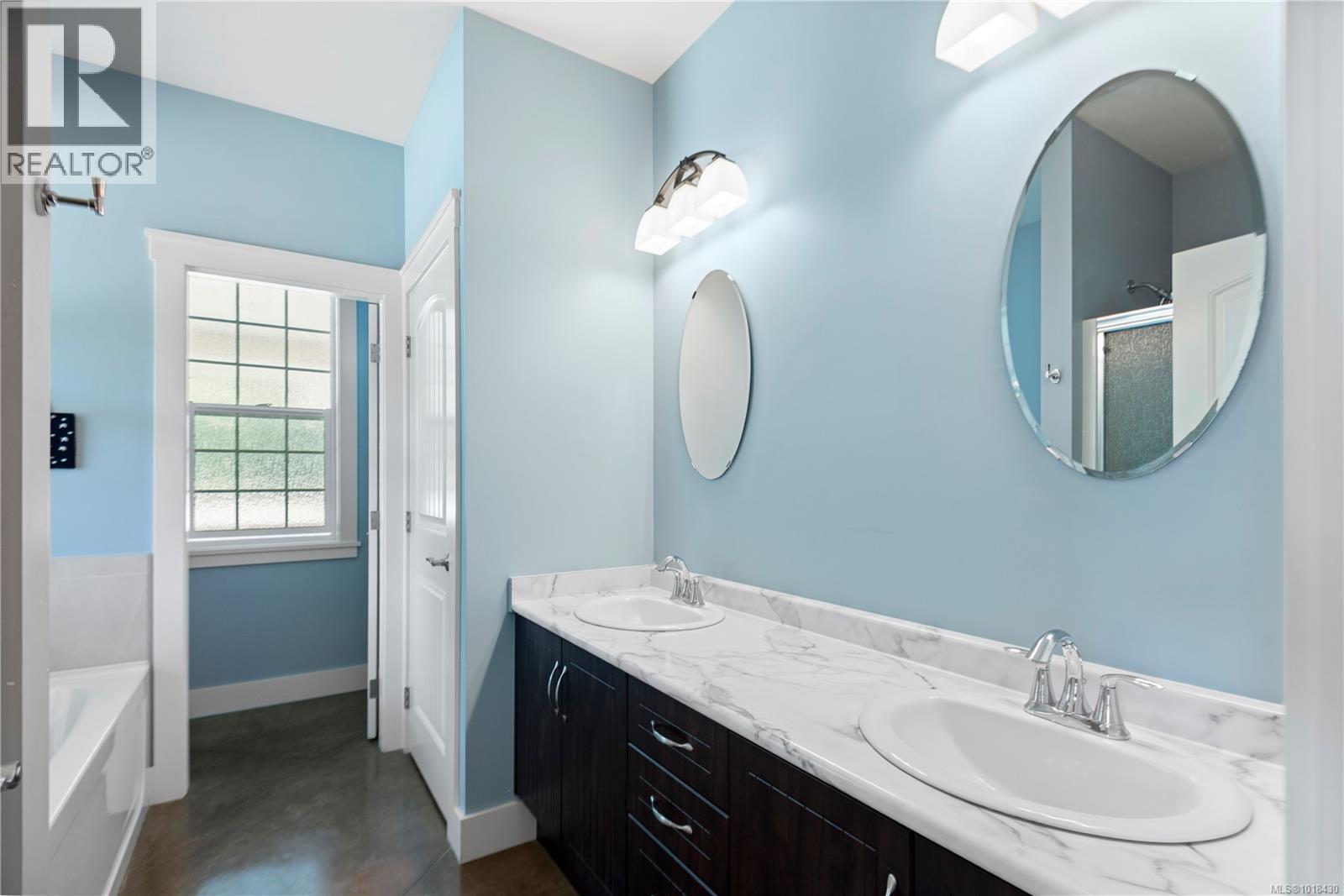 10011 Youbou Rd, Youbou