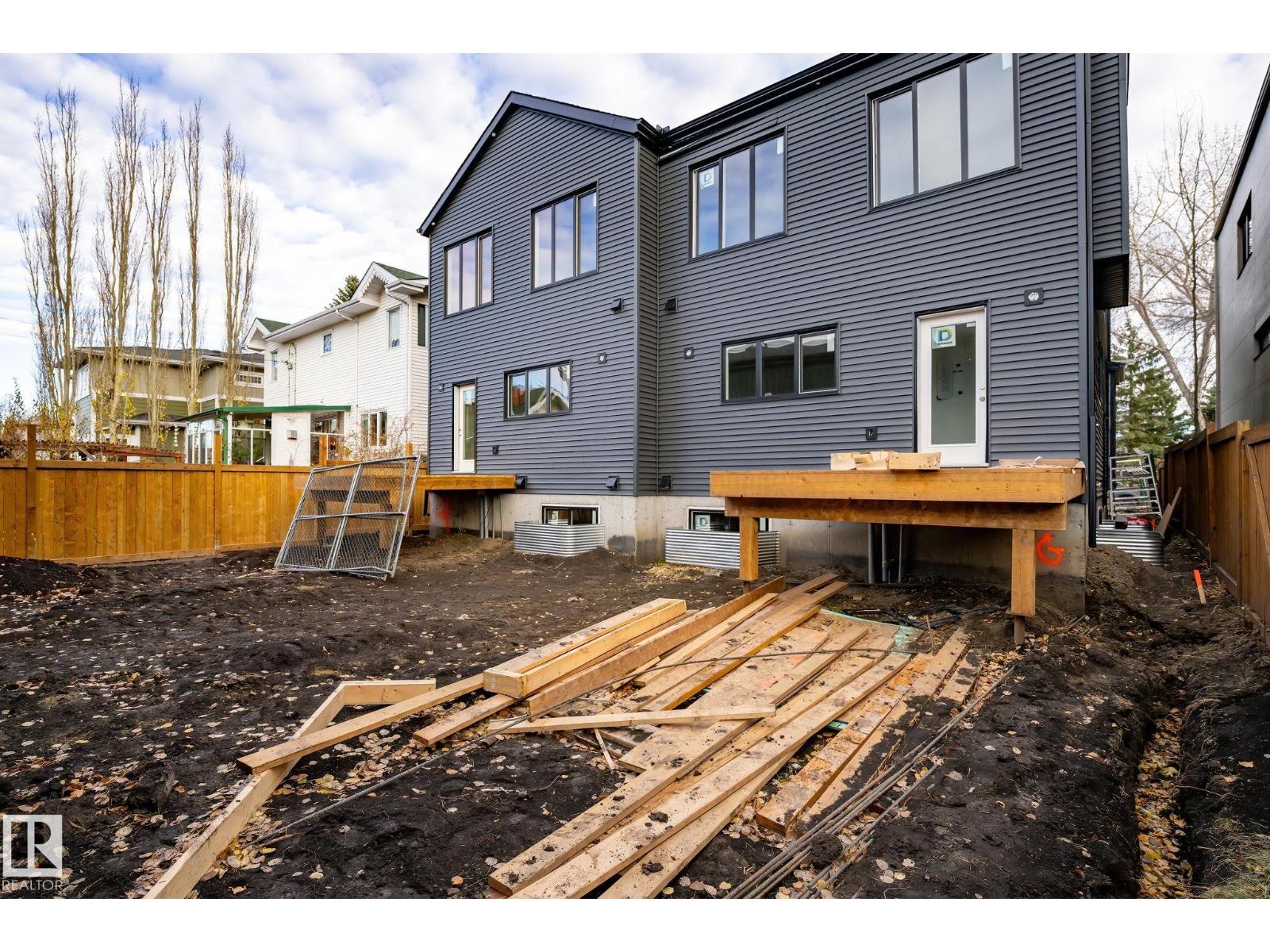 9224 94 ST NW, Edmonton