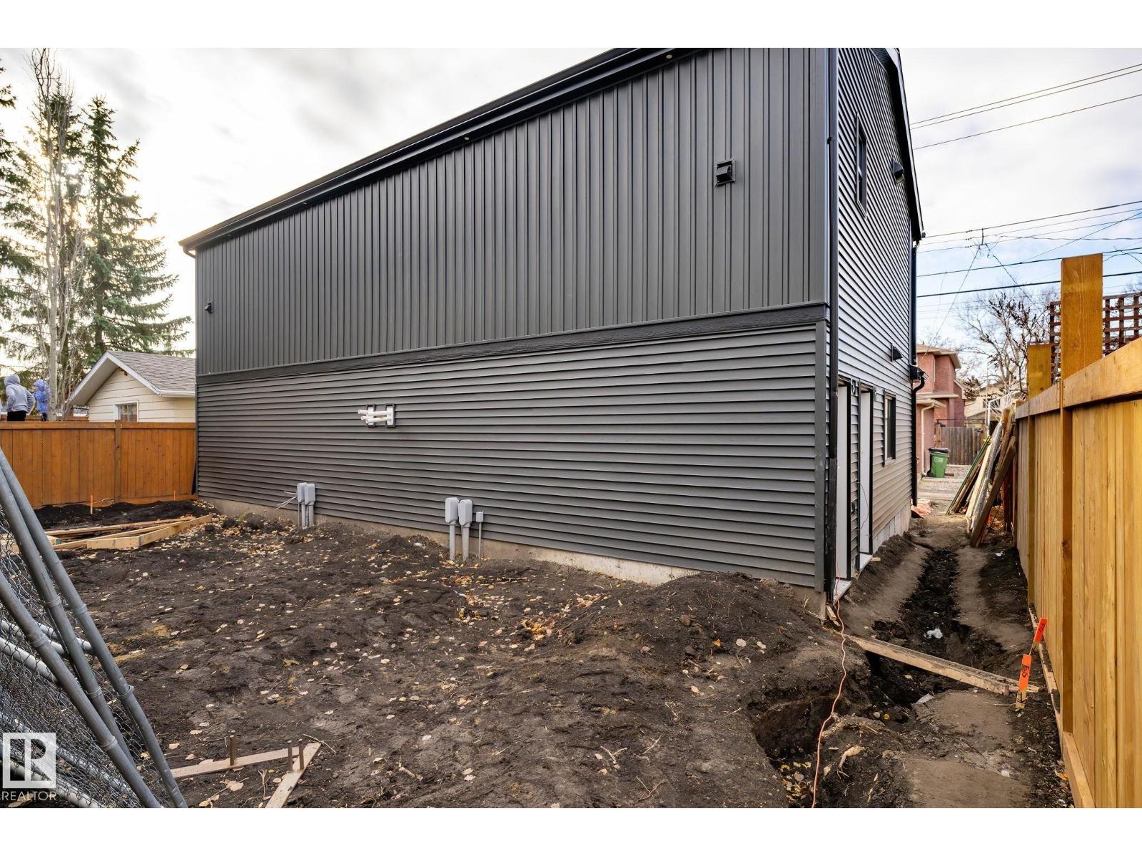 9224 94 ST NW, Edmonton