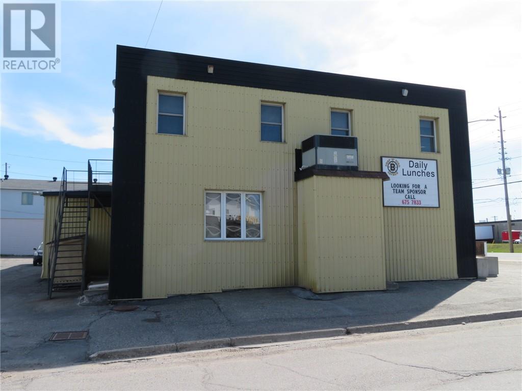 921-923 Lorne Street - Photo 4 of 18, Sudbury, Ontario