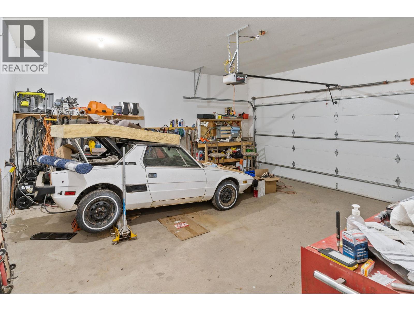 3830 Gellatly Road S - 22