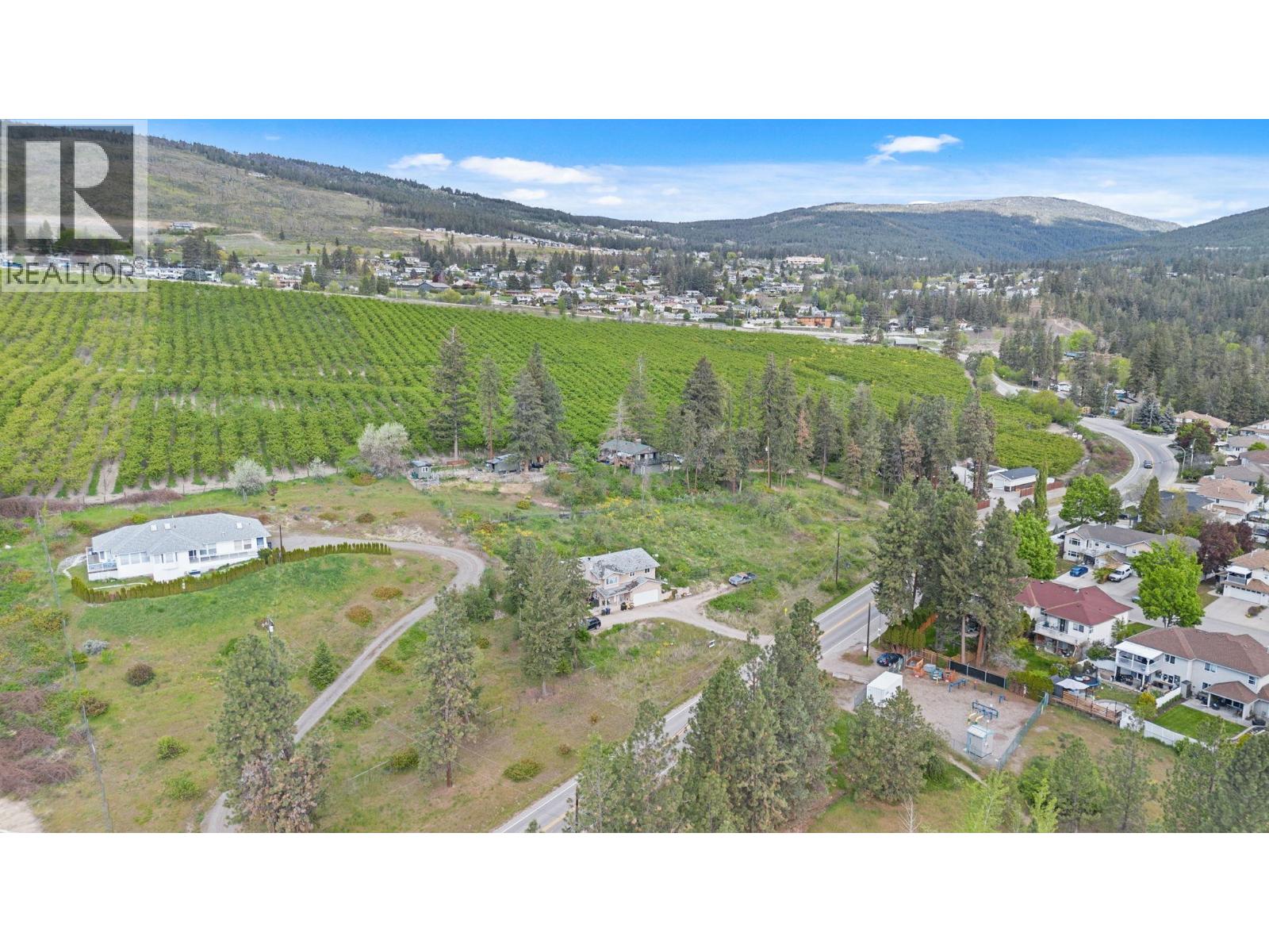3830 Gellatly Road S - 5