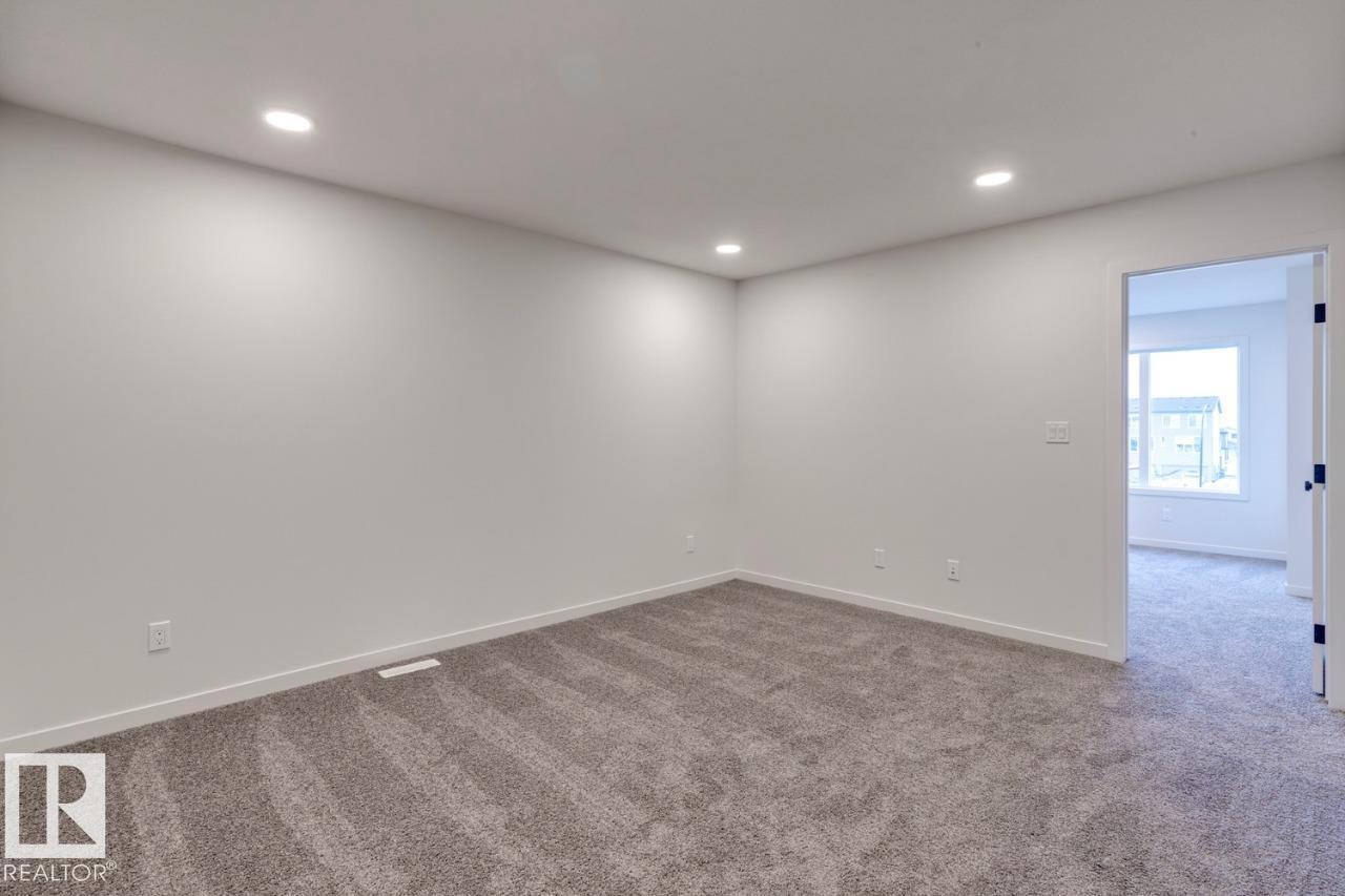 308 30 ST SW, Edmonton