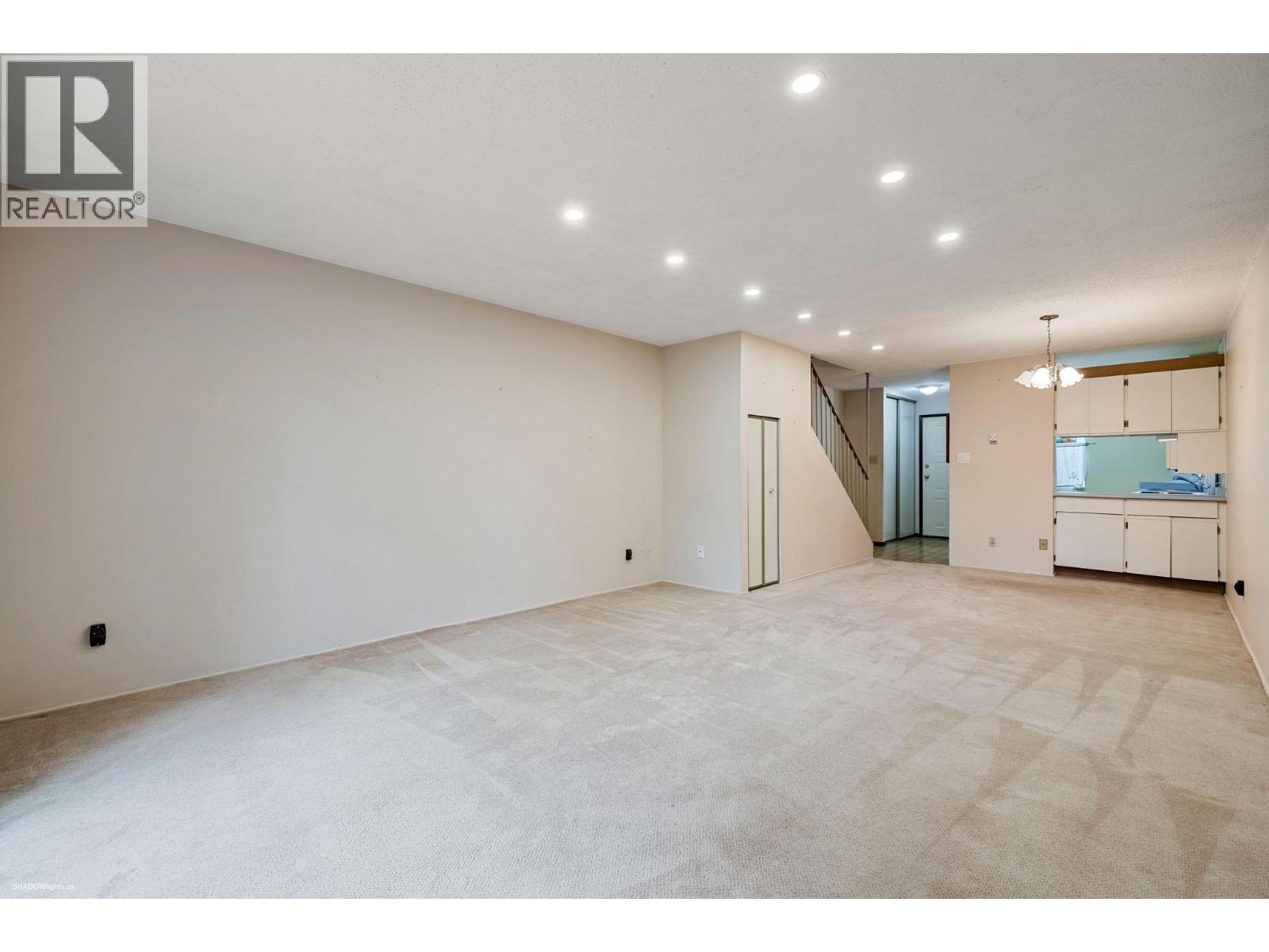 49 11160 KINGSGROVE AVENUE, Richmond