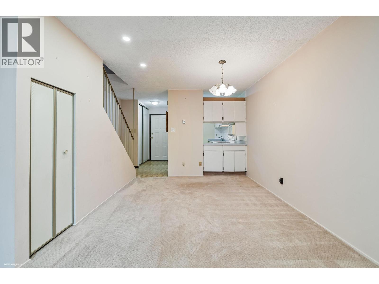 49 11160 KINGSGROVE AVENUE, Richmond