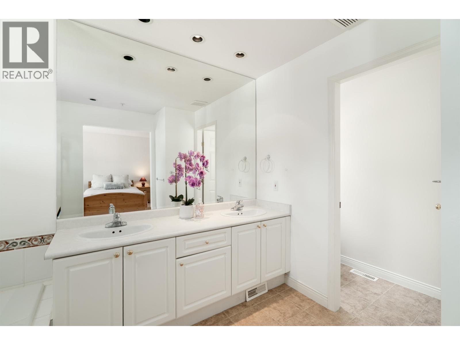 19846 BUTTERNUT LANE, Pitt Meadows