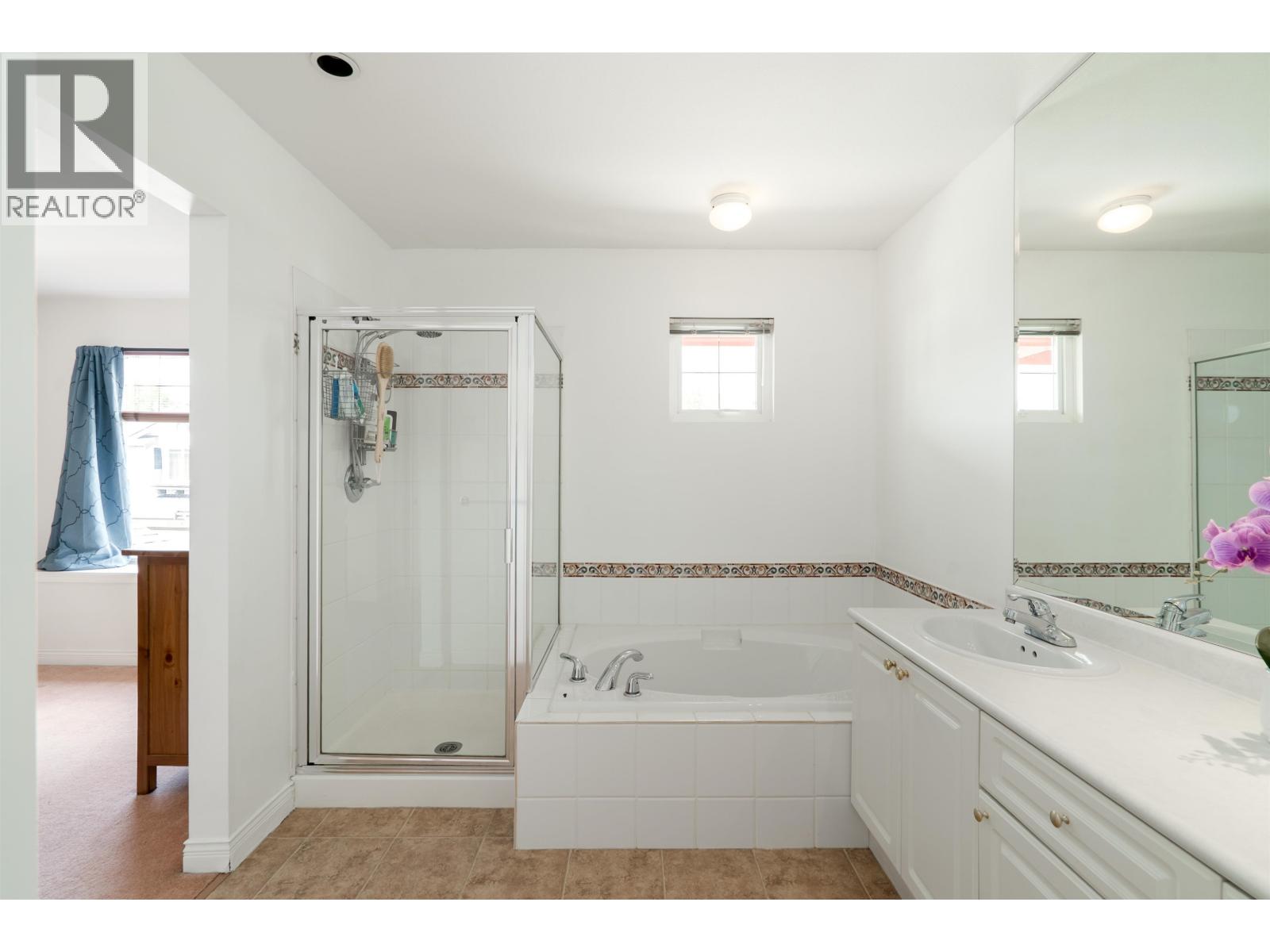 19846 BUTTERNUT LANE, Pitt Meadows