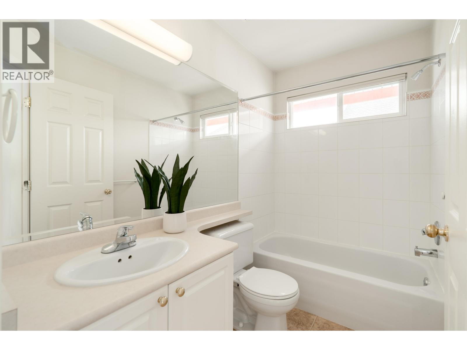 19846 BUTTERNUT LANE, Pitt Meadows