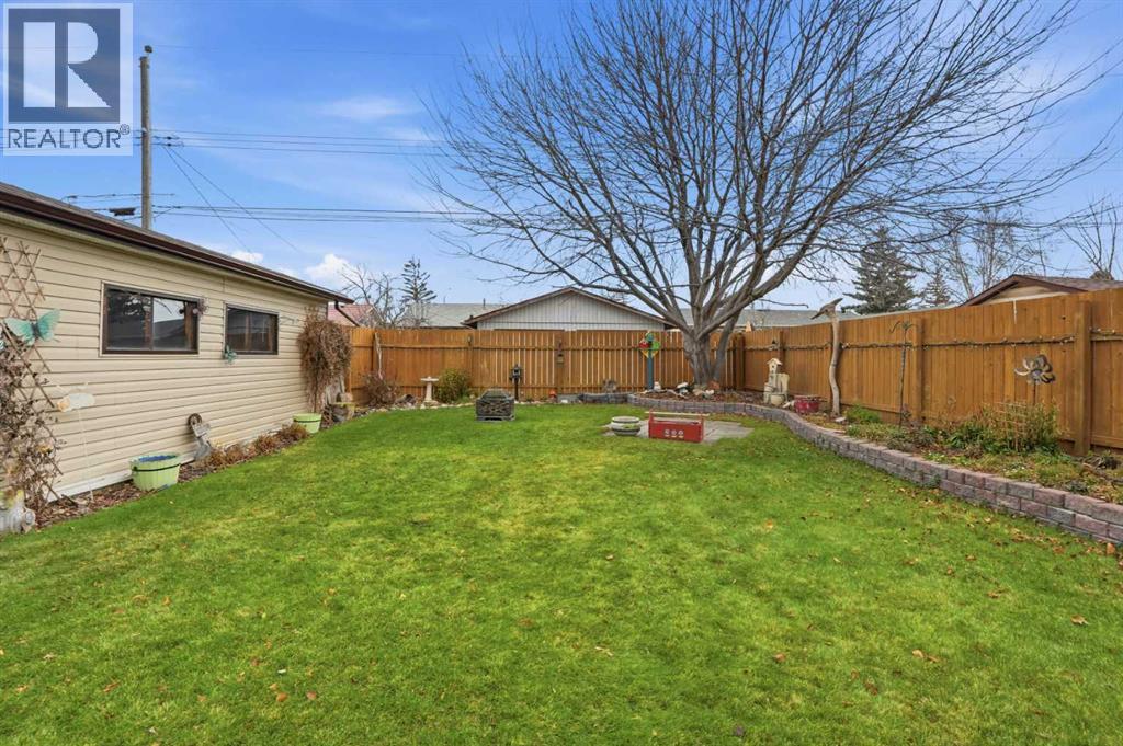 Single Family House Bungalow for Sale in  Fordham Crescent SE Forest Heights Calgary 