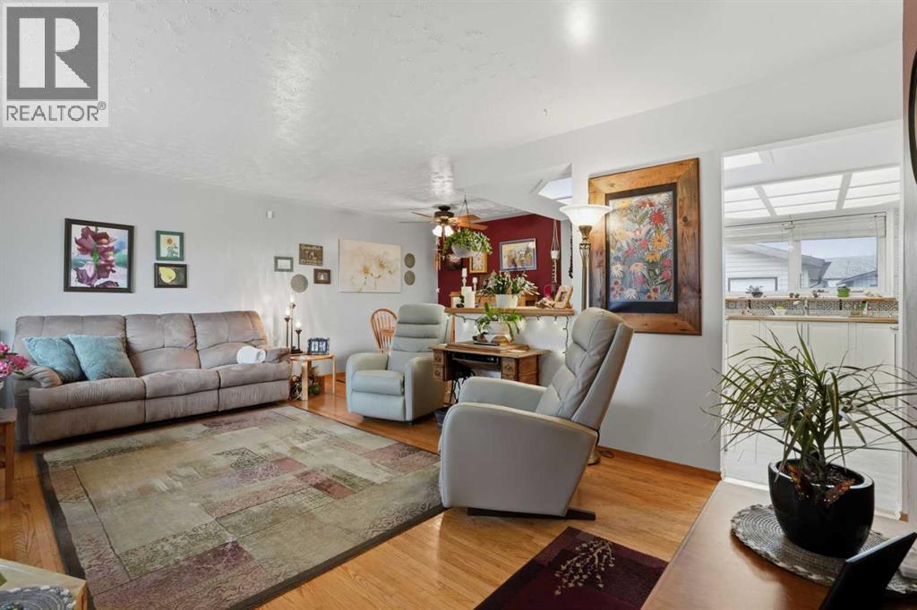 Single Family House Bungalow for Sale in  Fordham Crescent SE Forest Heights Calgary 