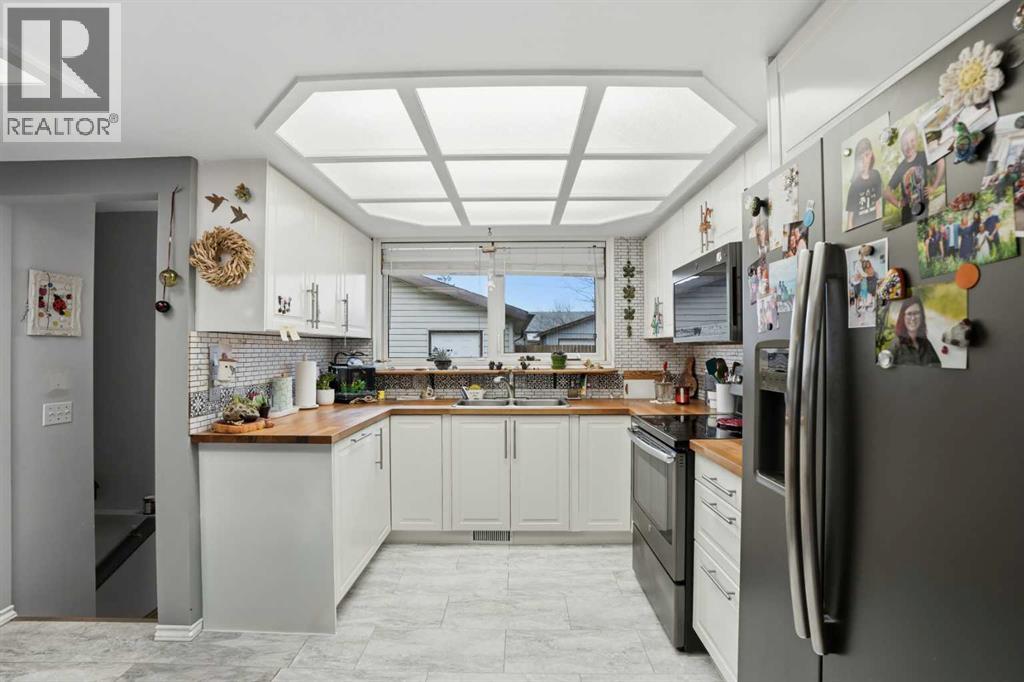 Single Family House Bungalow for Sale in  Fordham Crescent SE Forest Heights Calgary 