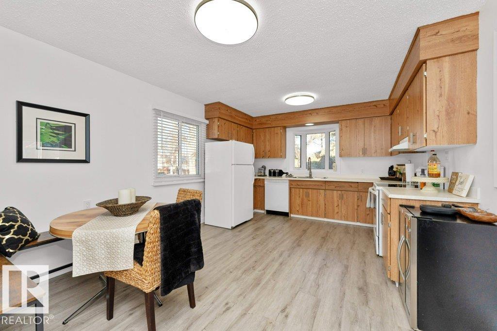 5100 53 AV, Stony Plain