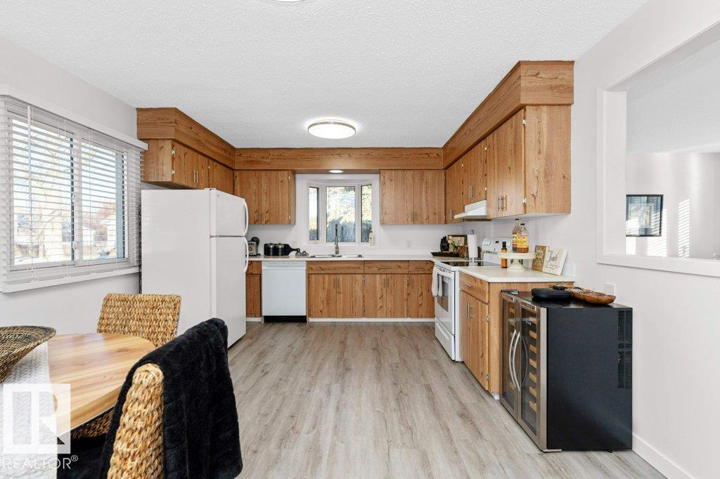 5100 53 AV, Stony Plain