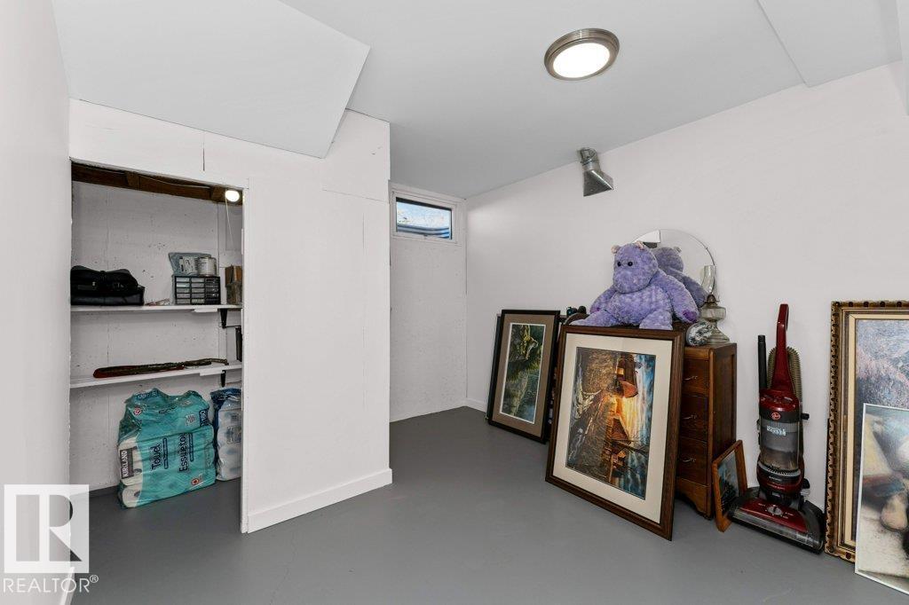 5100 53 AV, Stony Plain