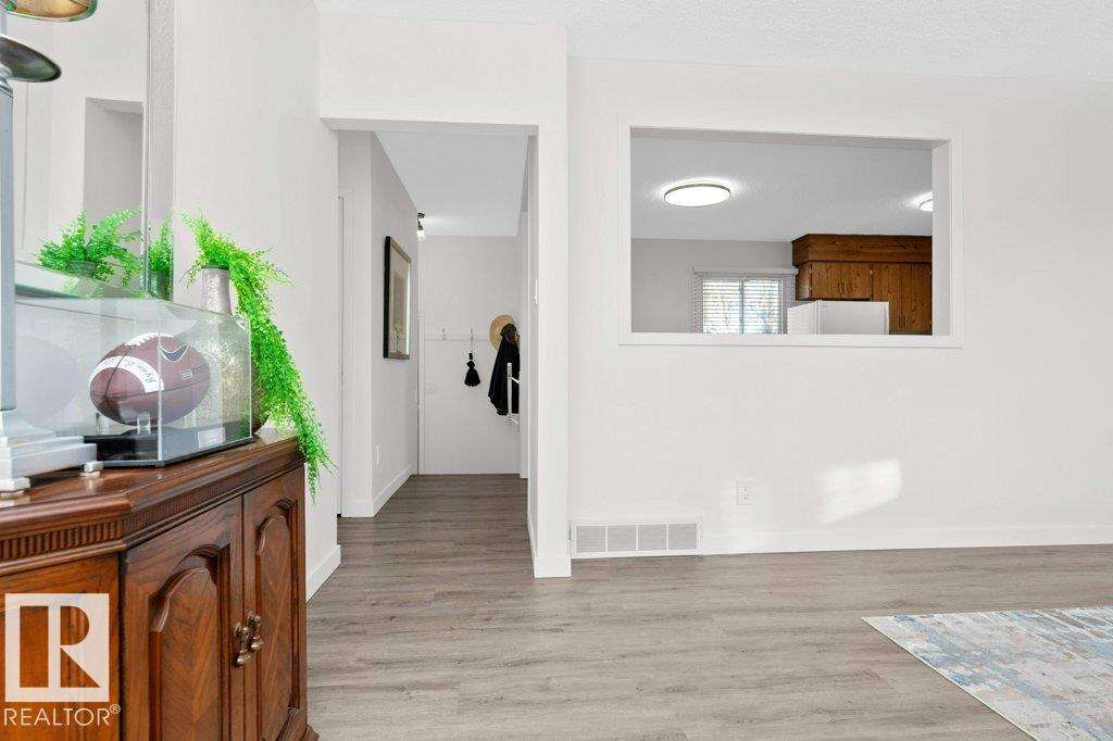 5100 53 AV, Stony Plain