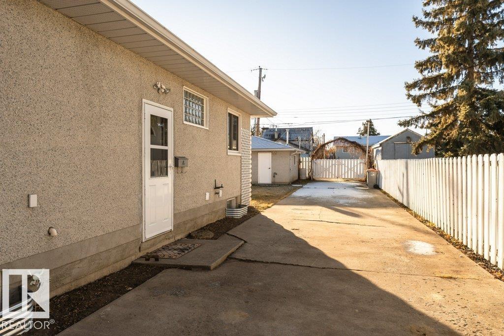 5100 53 AV, Stony Plain
