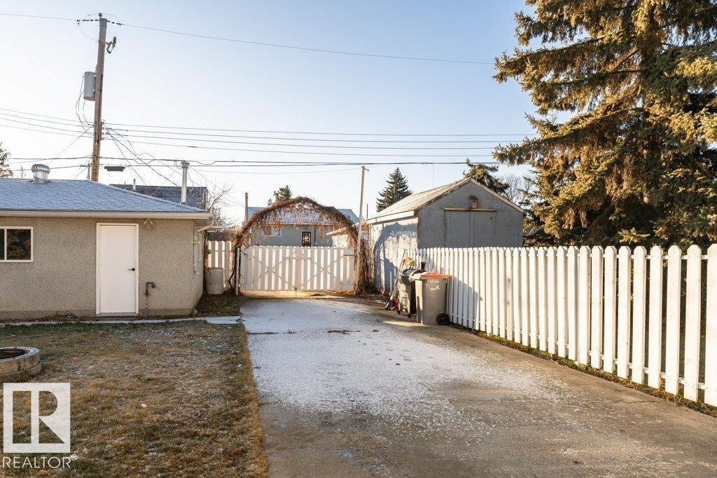 5100 53 AV, Stony Plain