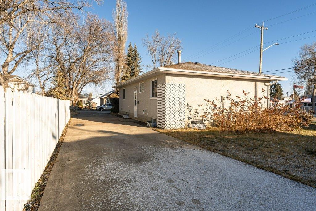 5100 53 AV, Stony Plain