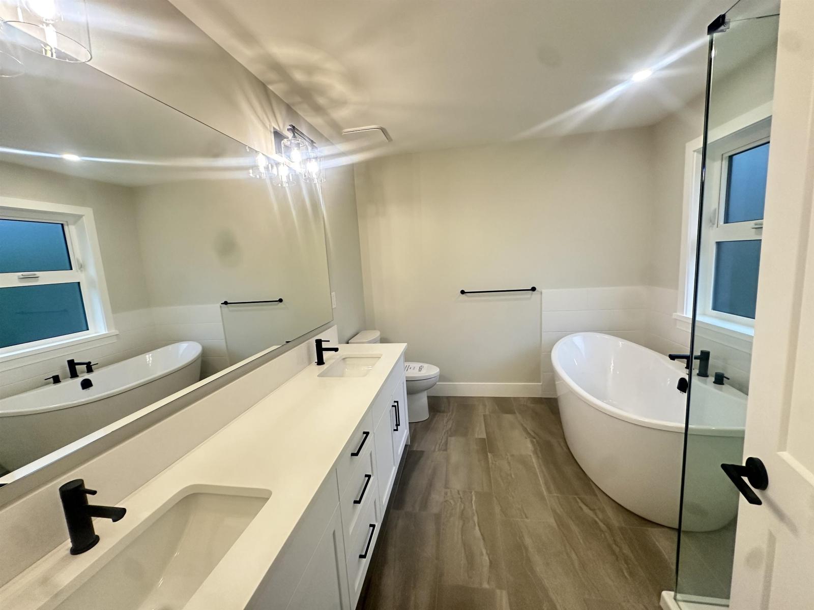 1973 SPARROW HAWK PLACE, Mt Woodside, Agassiz