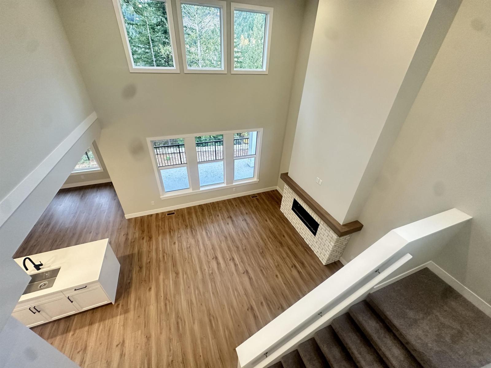 1973 SPARROW HAWK PLACE, Mt Woodside, Agassiz