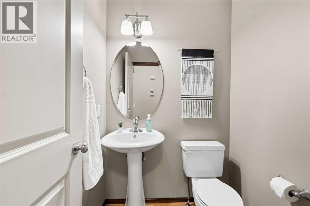 155 Sunset Close, Cochrane