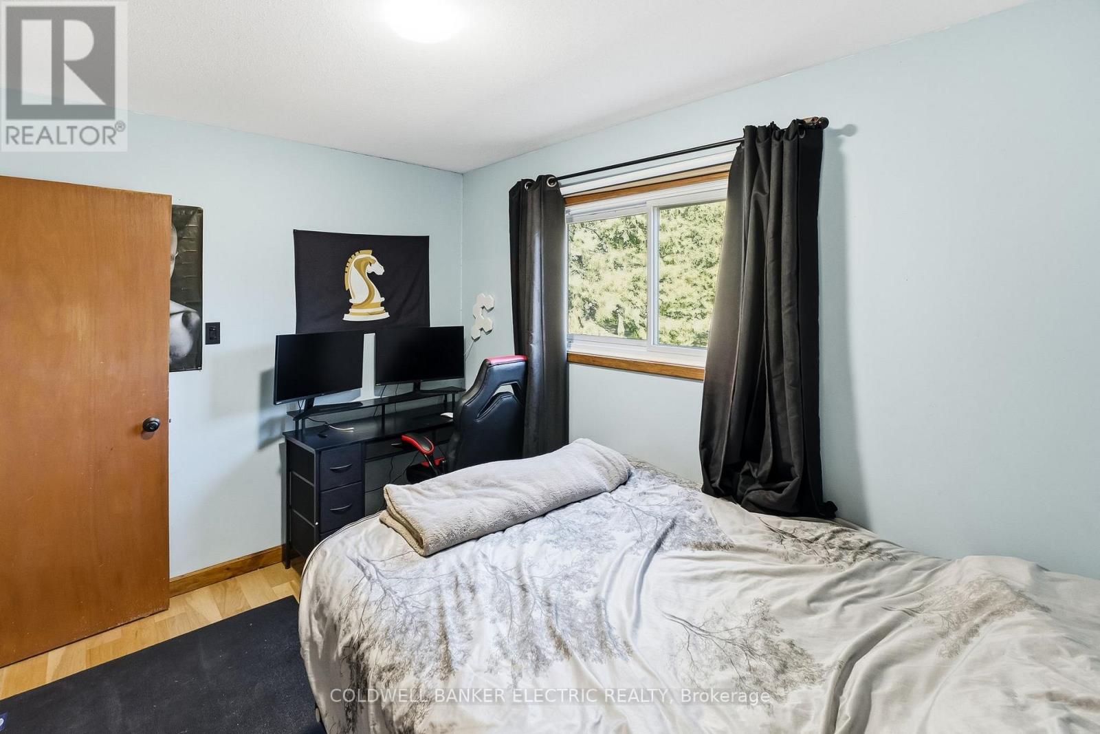 62 AIRPORT ROAD - 24