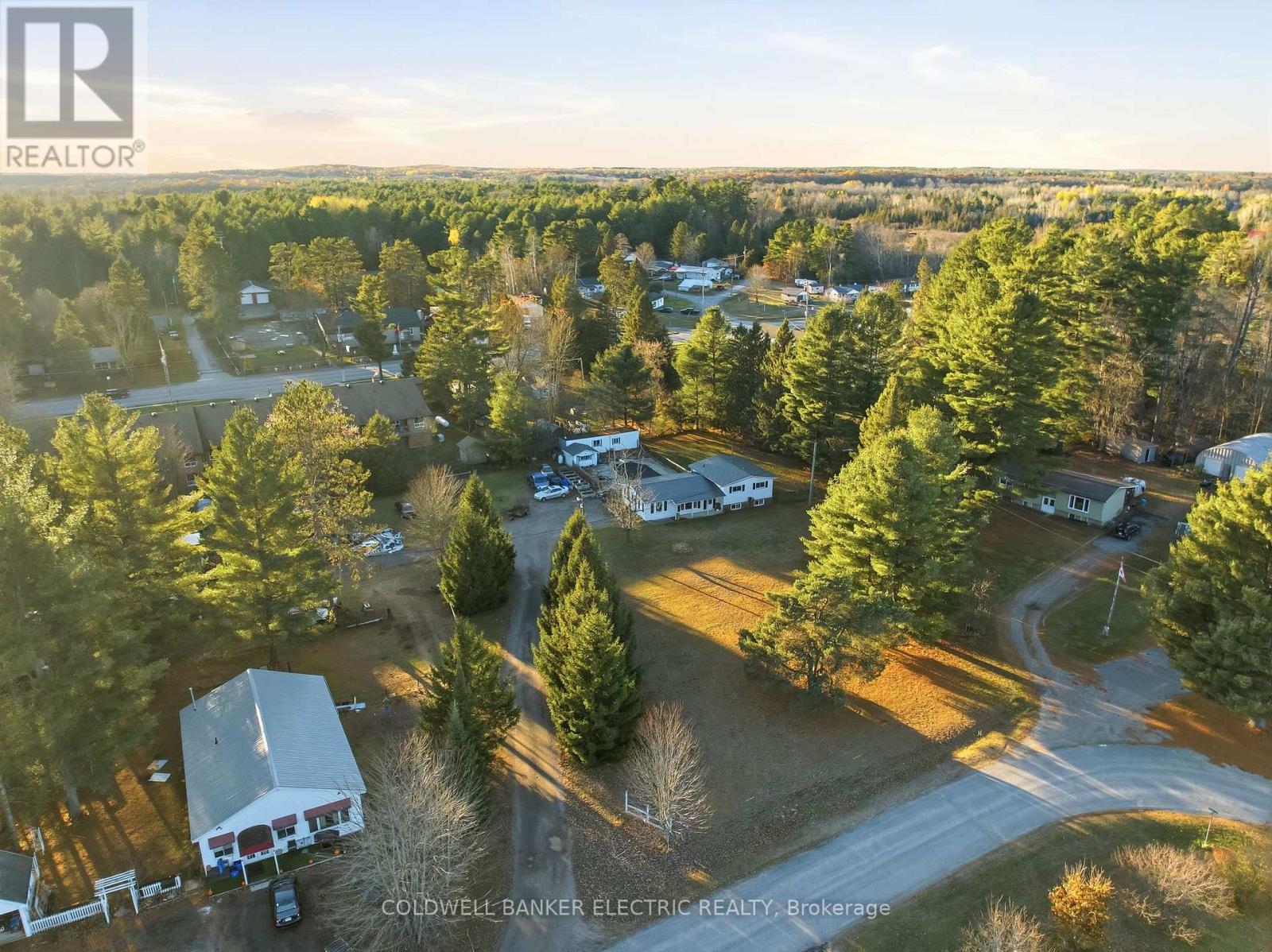 62 AIRPORT ROAD - Photo 4 of 50, Addington Highlands (Addington Highlands), Ontario