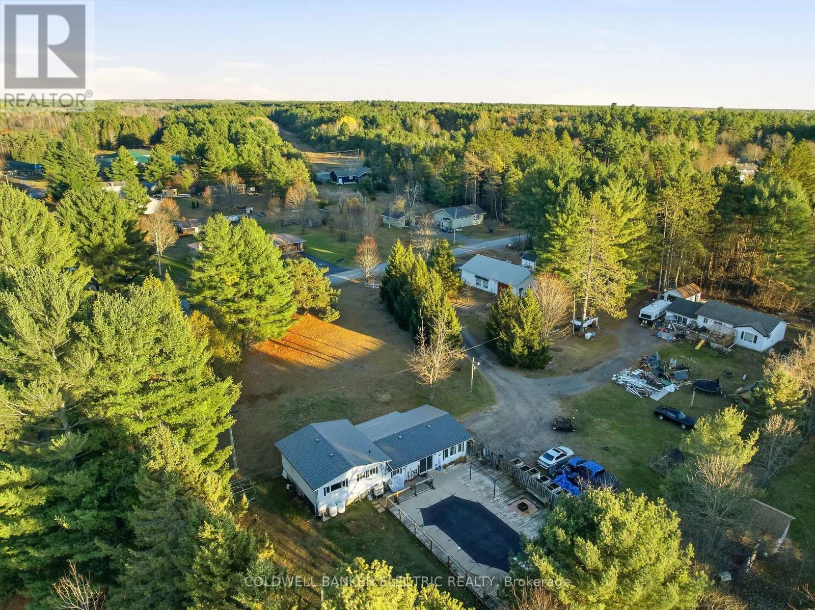 62 AIRPORT ROAD, Addington Highlands (Addington Highlands), Ontario
