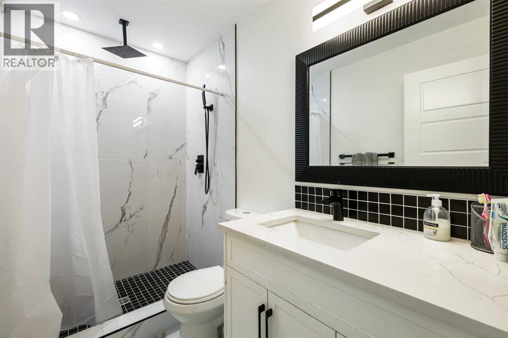 Single Family House for Sale in  Falshire Terrace NE Falconridge Calgary 