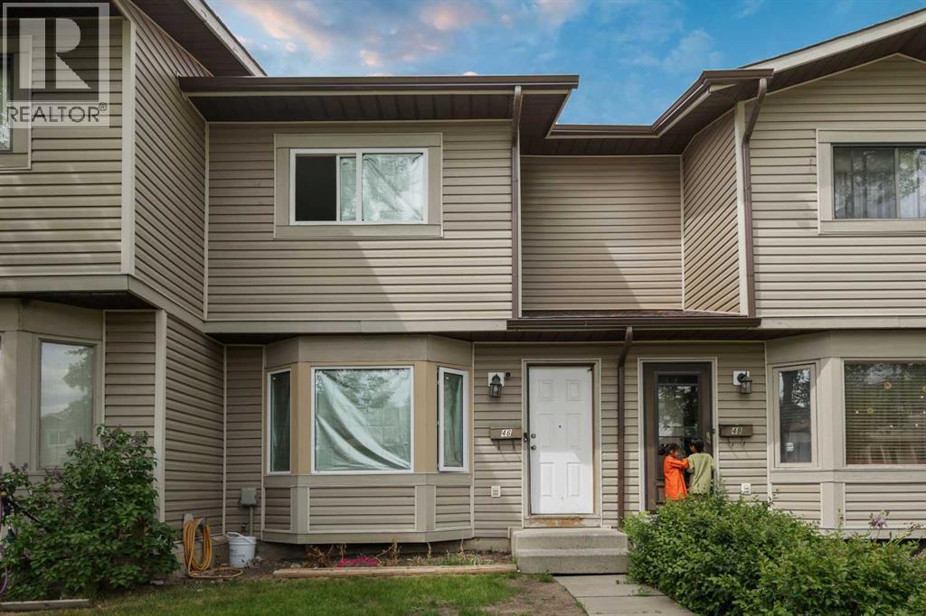Single Family House for Sale in  Falshire Terrace NE Falconridge Calgary 