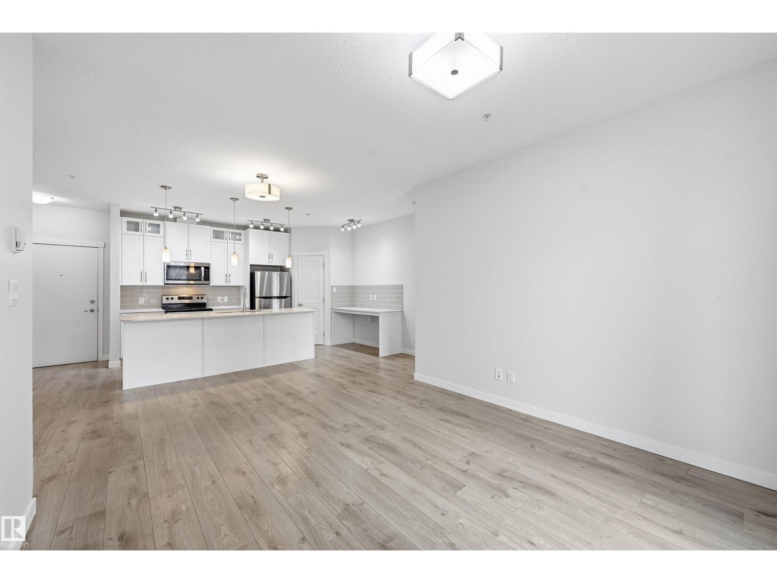 #228 812 WELSH DR SW, Edmonton