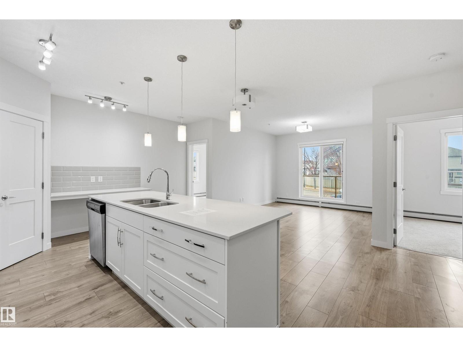 #228 812 WELSH DR SW, Edmonton