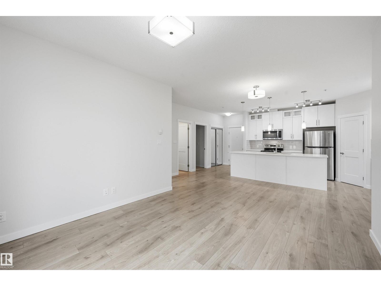 #228 812 WELSH DR SW, Edmonton