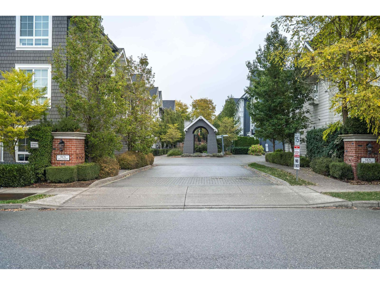 60 8476 207A STREET, Langley