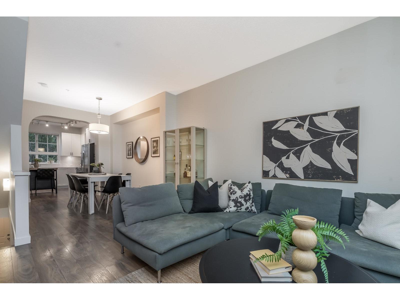 60 8476 207A STREET, Langley