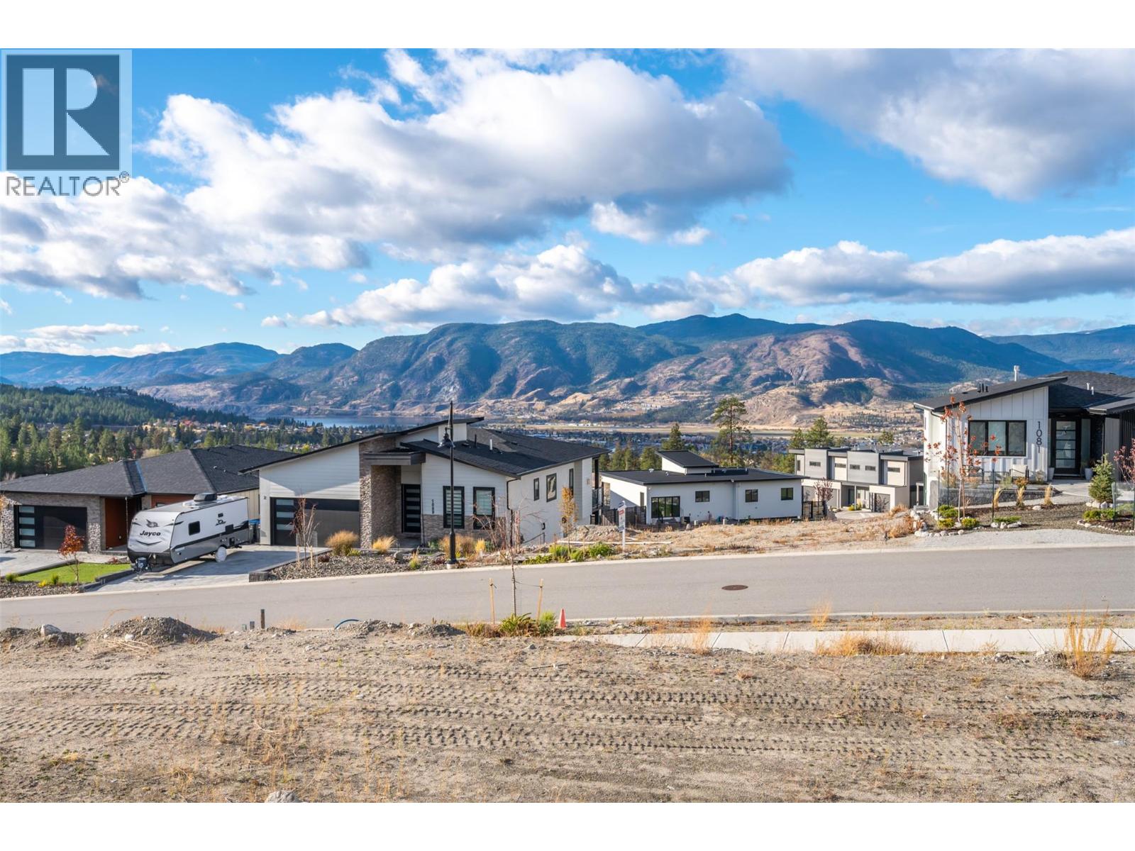  1084 ANTLER Drive, Penticton